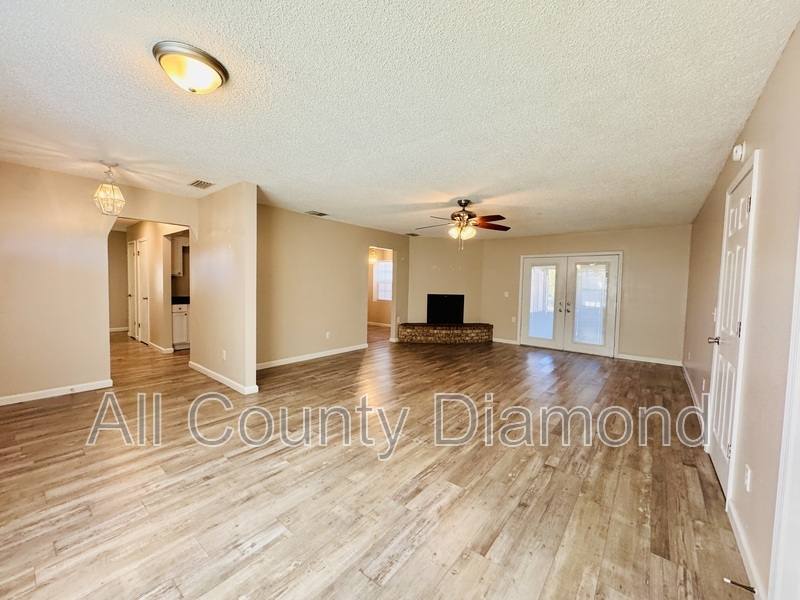 House for rent at 163 Lauren Lane, Panama City, FL 32404