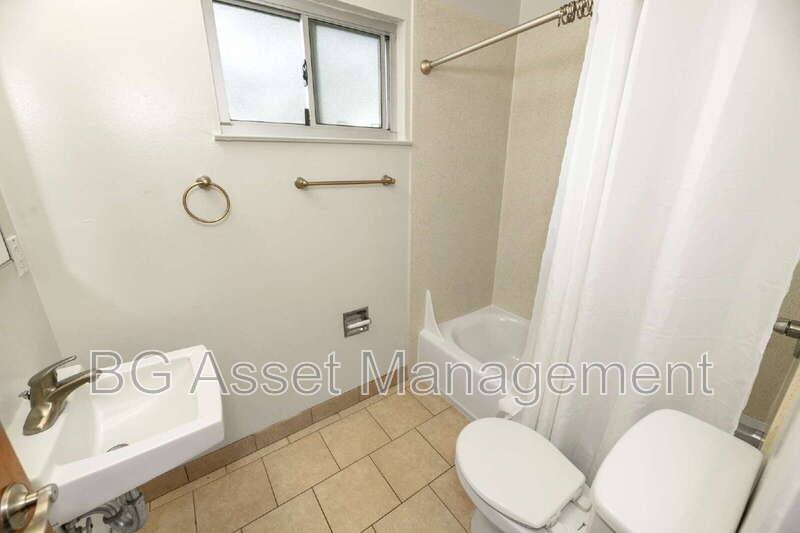 Apartment for rent at 3600 Dimond Ave #208, Oakland, CA 94602