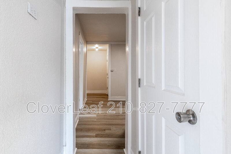 House for rent at 230 Paramount Ave, San Antonio, TX 78228