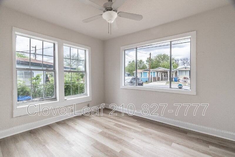 House for rent at 230 Paramount Ave, San Antonio, TX 78228