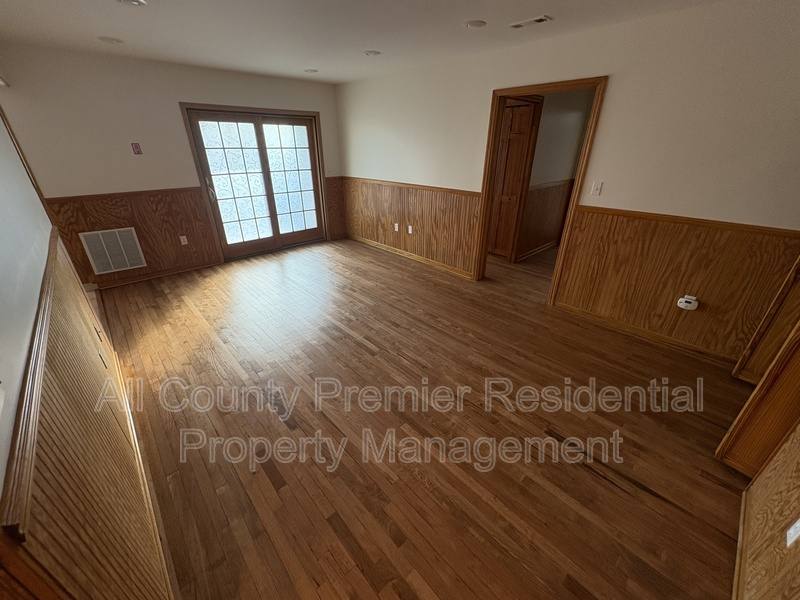 Apartment for rent at 409 Hidden Village Dr, Perth Amboy, NJ 08862