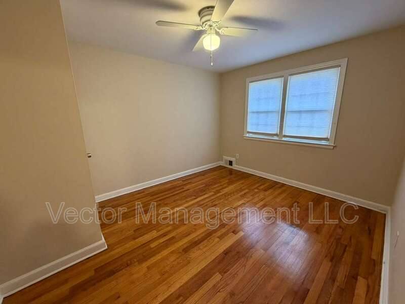 Apartment for rent at 1160 Whitney Ave - E, Hamden, CT 06517