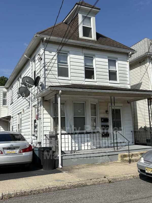 Apartment for rent at 4 Henshaw Court #2, Phillipsburg, NJ 08865