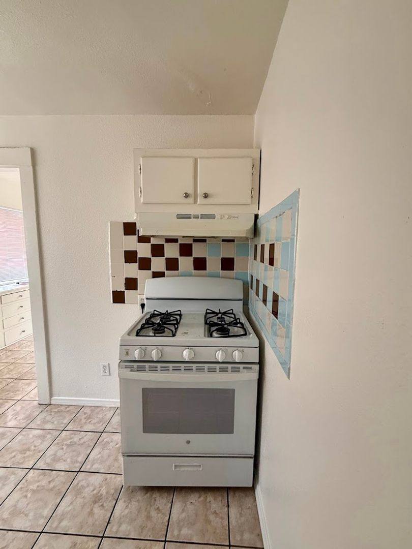 Apartment for rent at 4150, 4152 Wilson Ave, San Diego, CA 92104