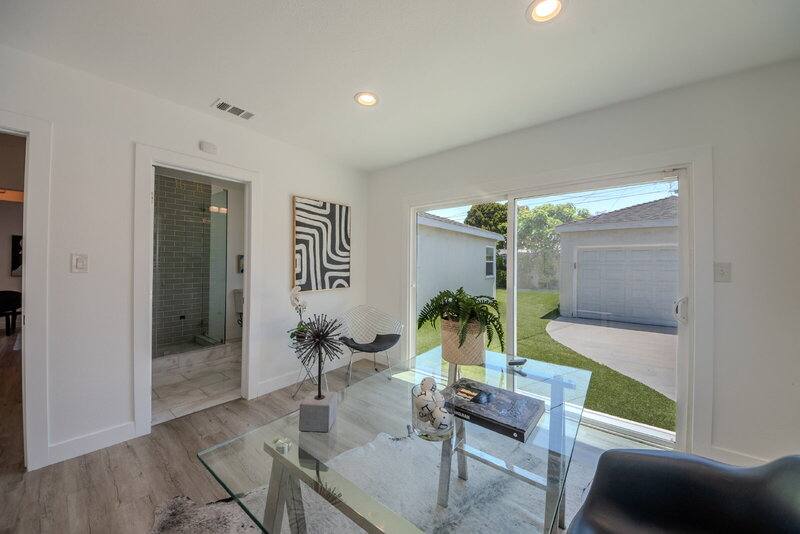 House for rent at 3914 Somerset Dr, Los Angeles, CA 90008