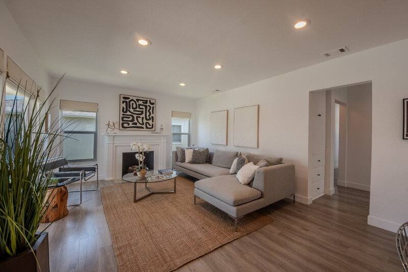 House for rent at 3914 Somerset Dr, Los Angeles, CA 90008