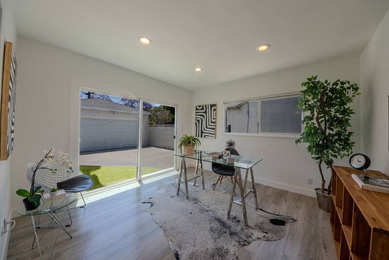 House for rent at 3914 Somerset Dr, Los Angeles, CA 90008