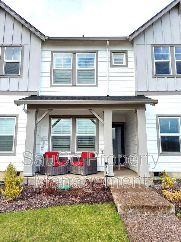Townhouse for rent at 7032 SE Frasier Lane #1, Hillsboro, OR 97123