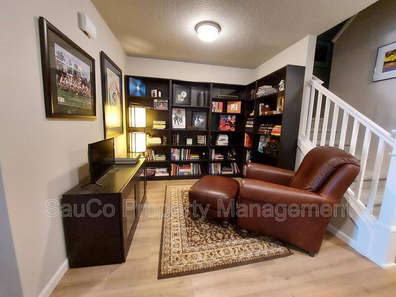 Townhouse for rent at 7032 SE Frasier Lane #1, Hillsboro, OR 97123