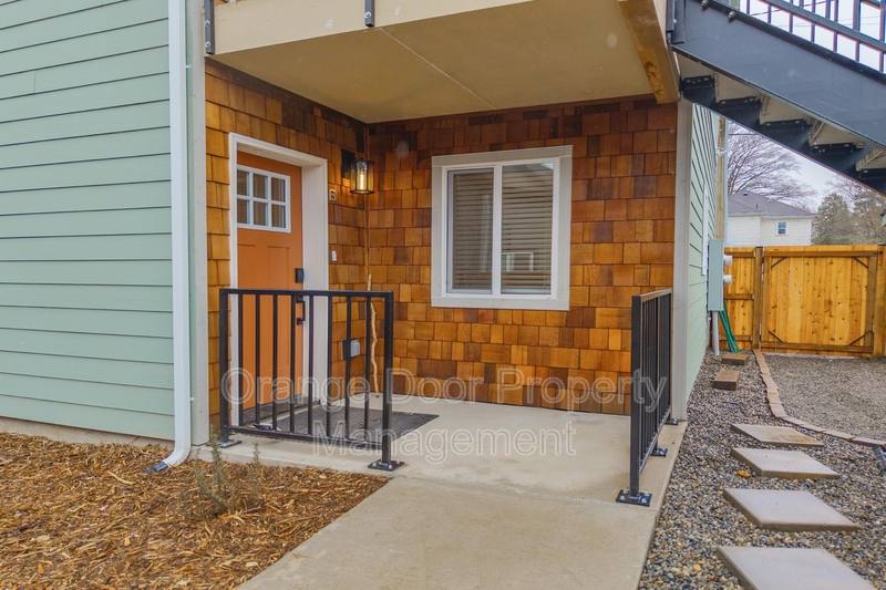 Apartment for rent at 3623 S J St #B, Tacoma, WA 98418