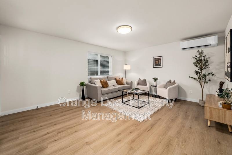 Apartment for rent at 3623 S J St #B, Tacoma, WA 98418