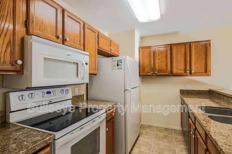 House for rent at 18624 N 93rd Ave, Peoria, AZ 85382