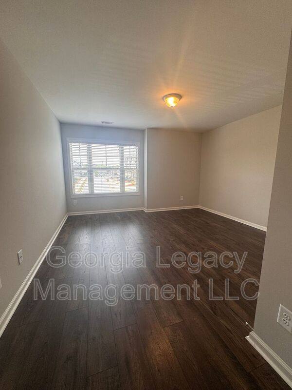 House for rent at 5619 Parkview Lane, Flowery Branch, GA 30542