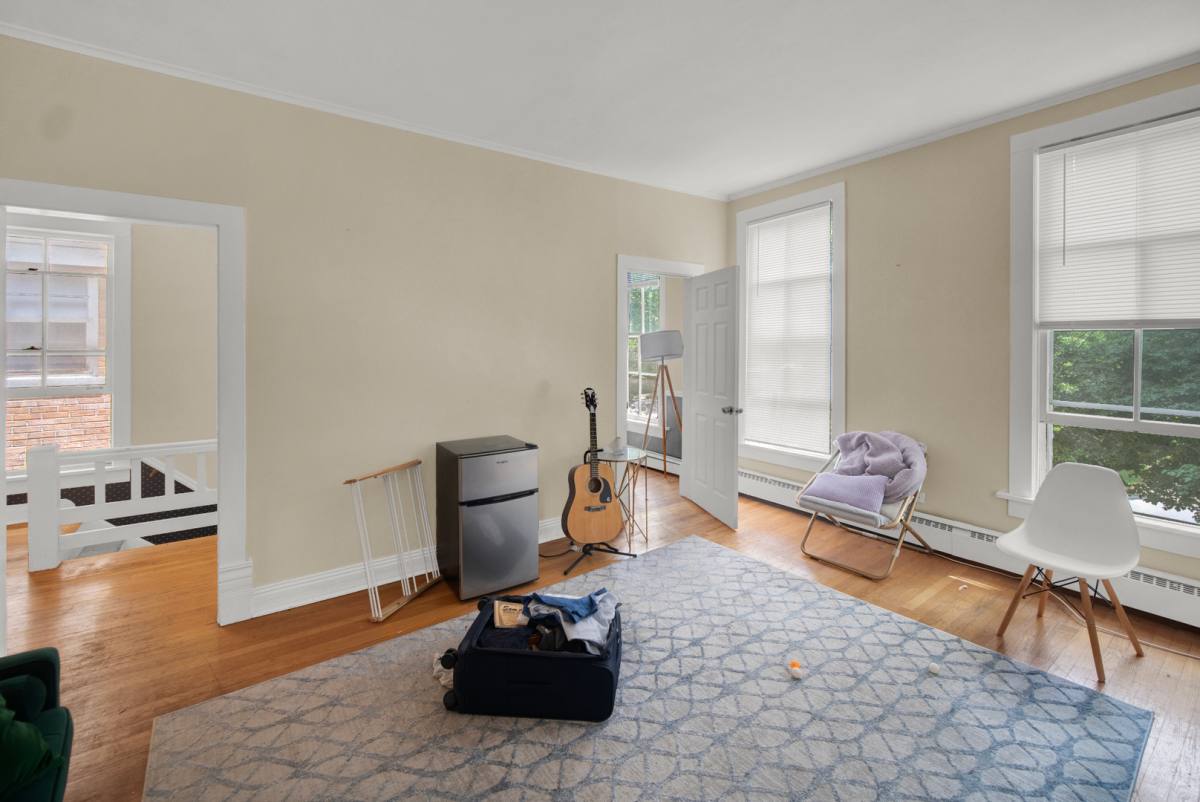 Apartment for rent at 2036 Sherman Ave, Evanston, IL 60201