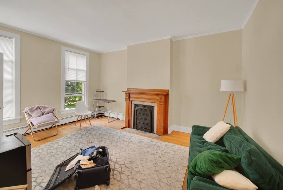 Apartment for rent at 2036 Sherman Ave, Evanston, IL 60201