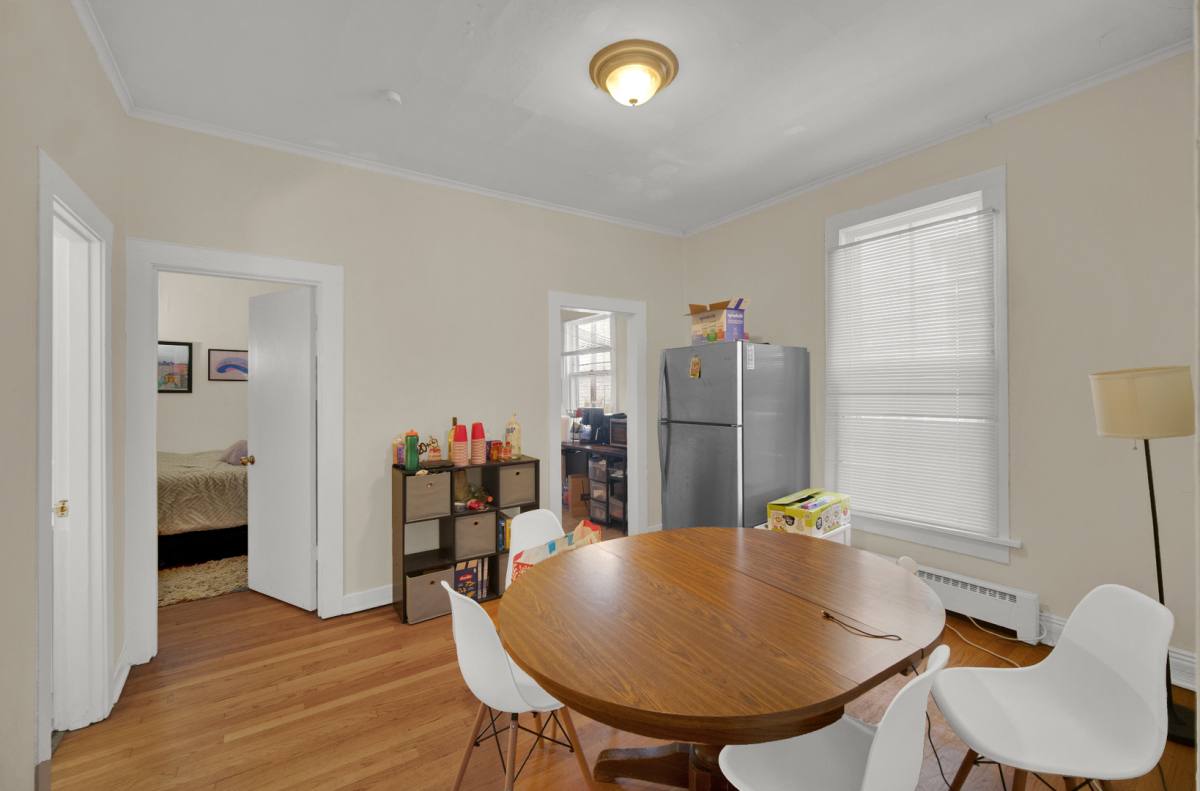 Apartment for rent at 2036 Sherman Ave, Evanston, IL 60201