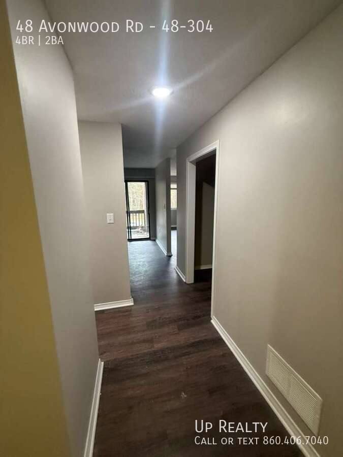Apartment for rent at 48 Avonwood Rd, Avon, CT 06001