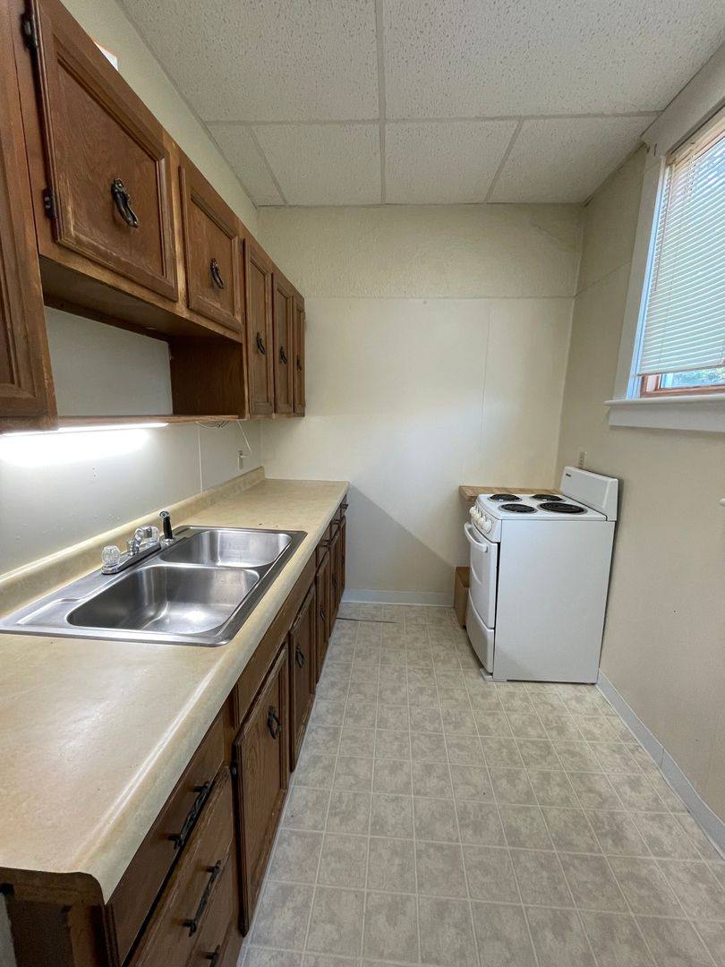 Apartment for rent at 1127 Market St, Emporia, KS 66801