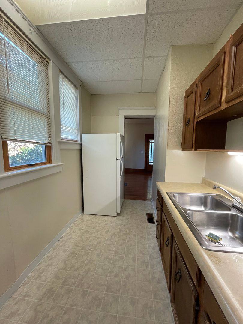 Apartment for rent at 1127 Market St, Emporia, KS 66801