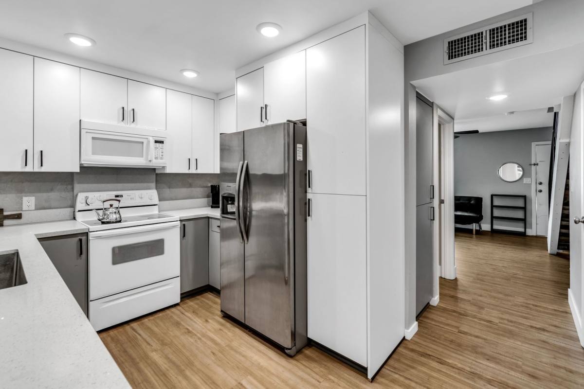 Townhouse for rent at 4770 Topaz St, Las Vegas, NV 89121