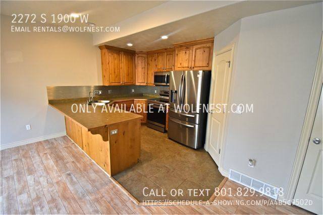 Townhouse for rent at 2272 S 1900 W, Woods Cross, UT 84087