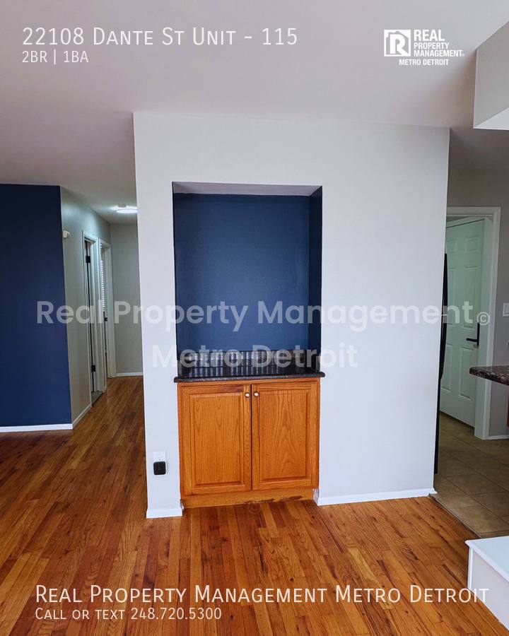 Condo for rent at 22108 Dante St #115, Oak Park, MI 48237