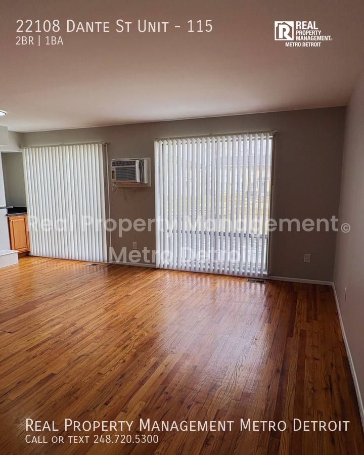 Condo for rent at 22108 Dante St #115, Oak Park, MI 48237