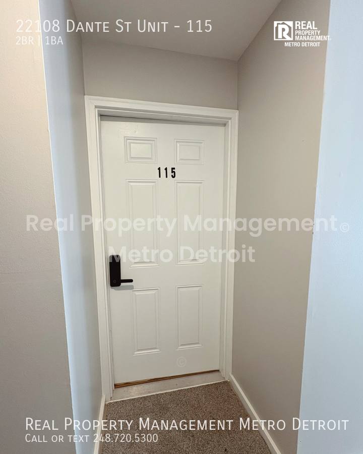 Condo for rent at 22108 Dante St #115, Oak Park, MI 48237