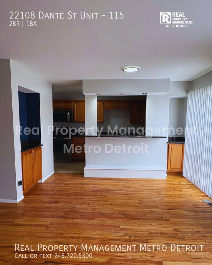 Condo for rent at 22108 Dante St #115, Oak Park, MI 48237