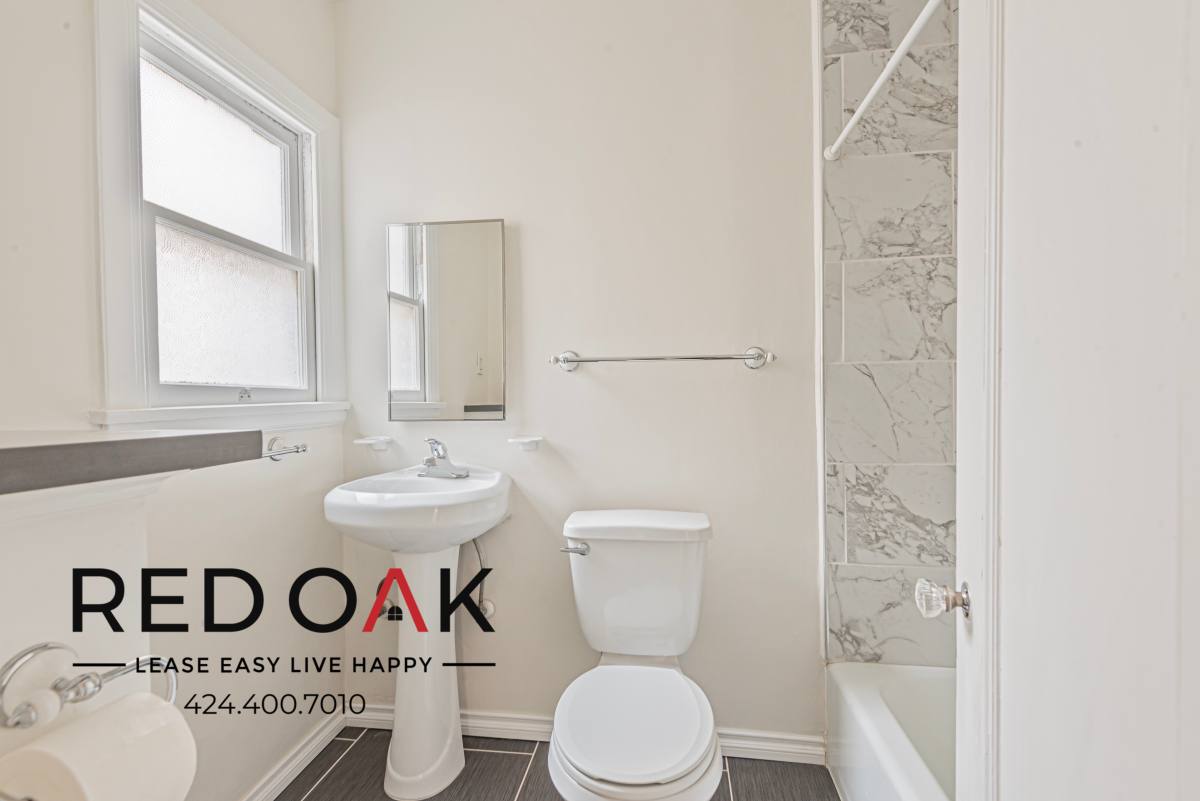 Condo for rent at 852 N Oxford Ave #854, Los Angeles, CA 90029