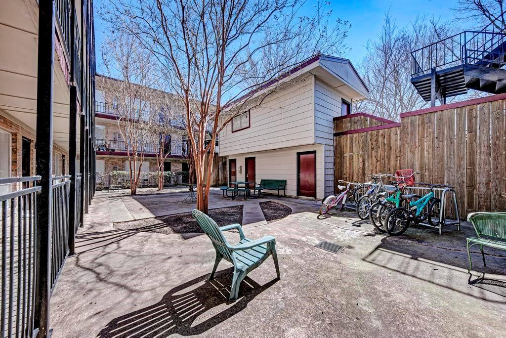 Apartment for rent at 2207 Leon St #2207109A, Austin, TX 78705