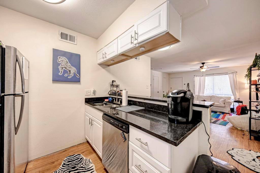 Apartment for rent at 2207 Leon St #2207109A, Austin, TX 78705