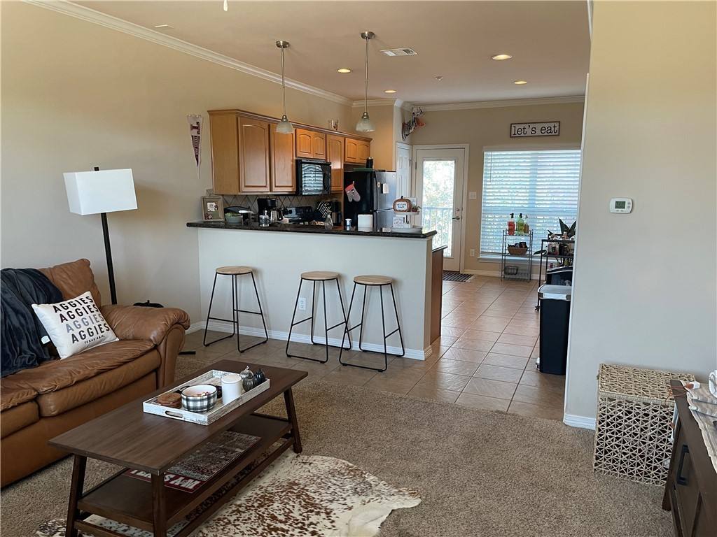Townhouse for rent at 305 Holleman Dr E #605, College Station, TX 77840