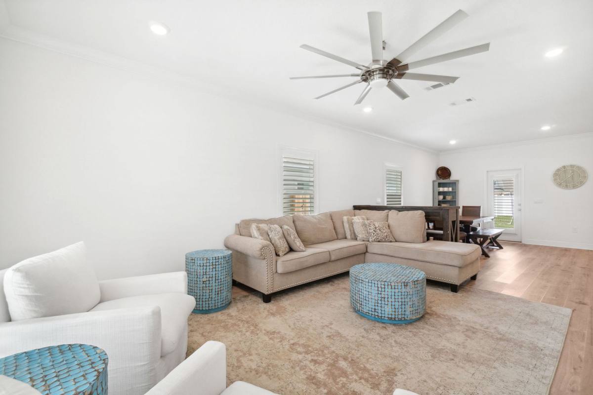 House for rent at 627 Las Roblas Grande Dr, Santa Rosa Beach, FL 32459