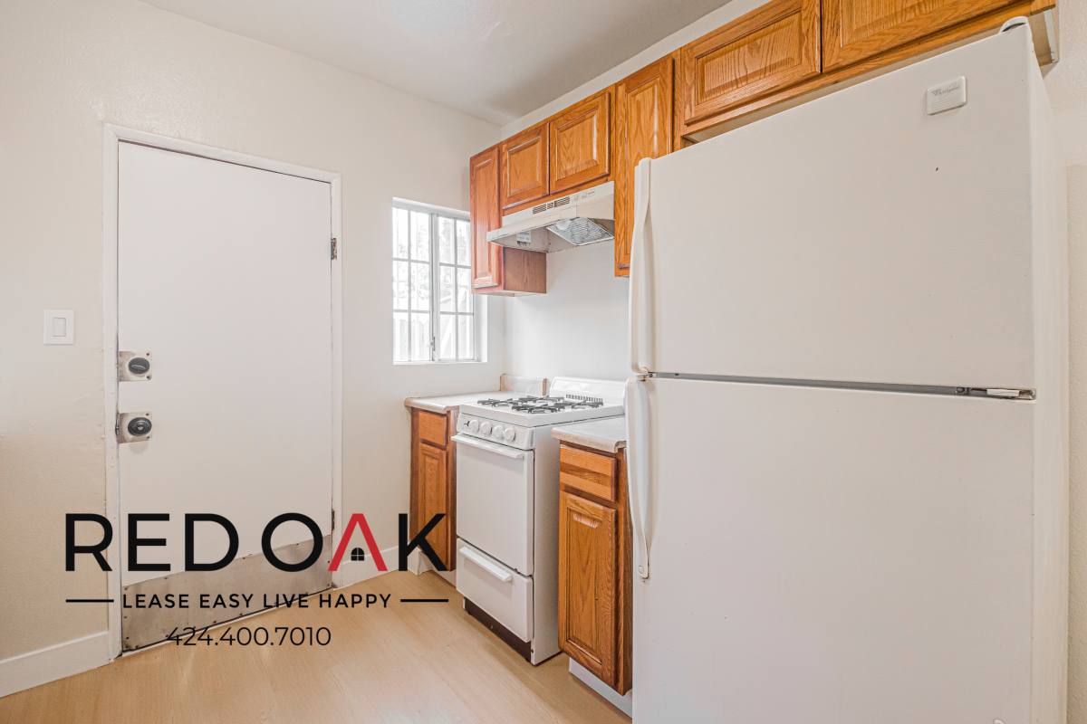 Condo for rent at 638 E 82nd St #638, Los Angeles, CA 90001