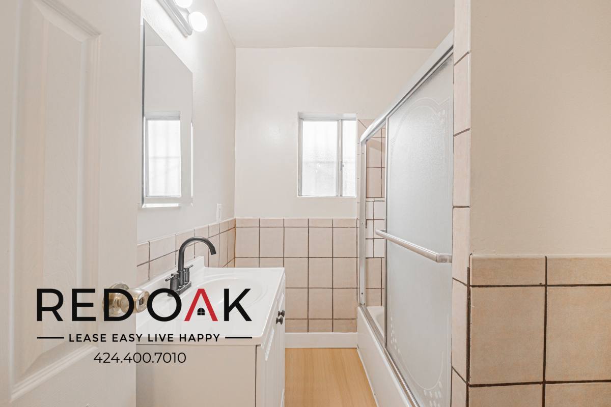 Condo for rent at 638 E 82nd St #638, Los Angeles, CA 90001