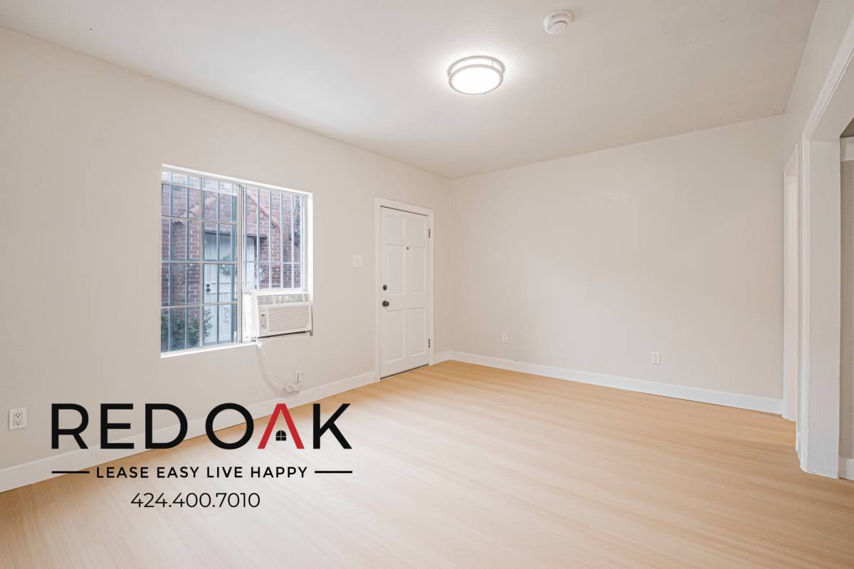 Condo for rent at 638 E 82nd St #638, Los Angeles, CA 90001