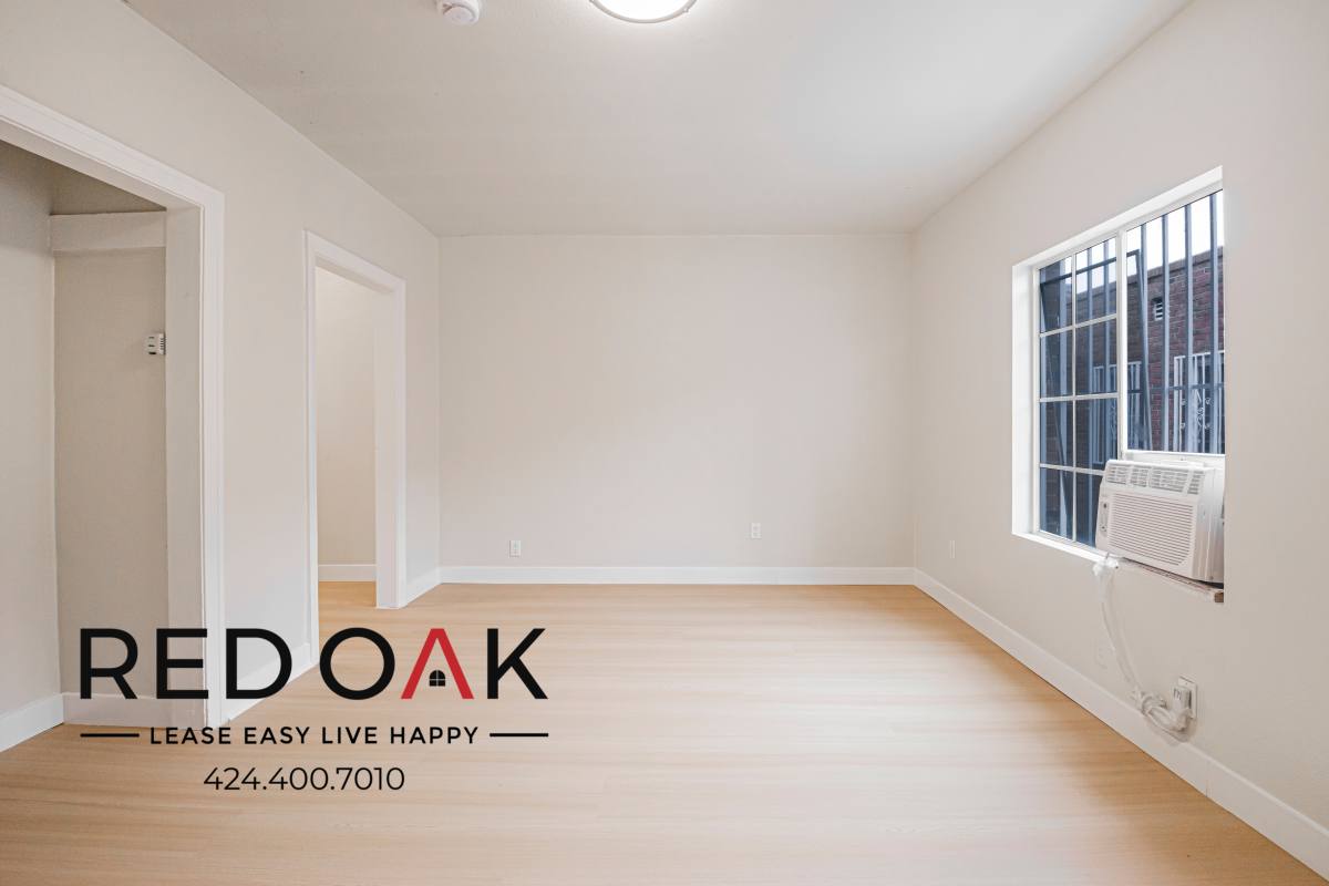 Condo for rent at 638 E 82nd St #638, Los Angeles, CA 90001