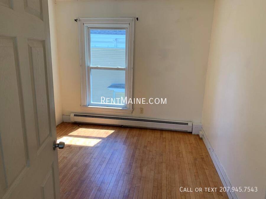 Apartment for rent at 29 Holyoke St #2, Brewer, ME 04412