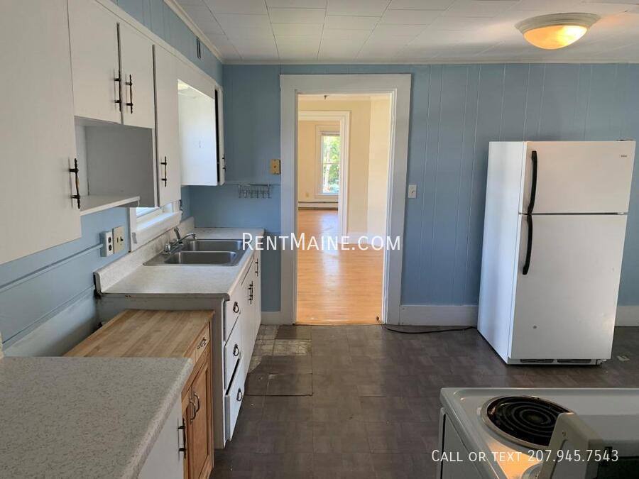 Apartment for rent at 29 Holyoke St #2, Brewer, ME 04412