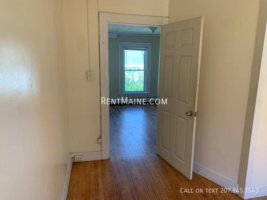 Apartment for rent at 29 Holyoke St #2, Brewer, ME 04412