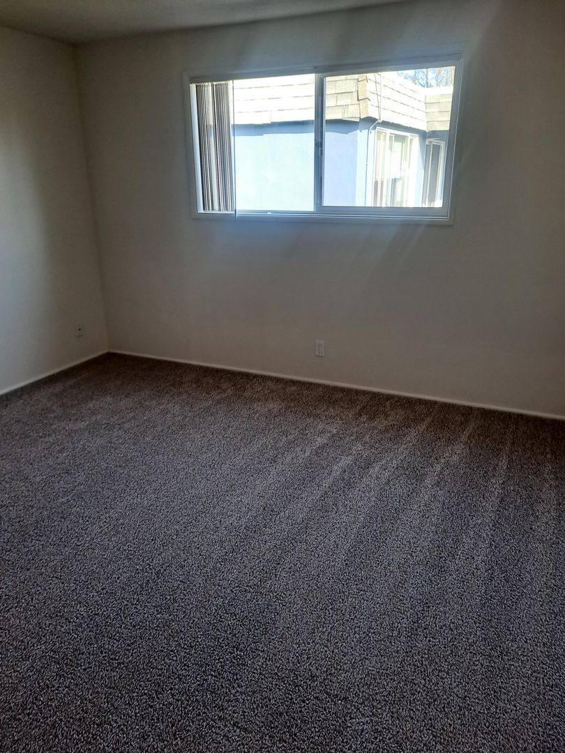 Apartment for rent at 1600 Adkins, Eugene, OR 97401