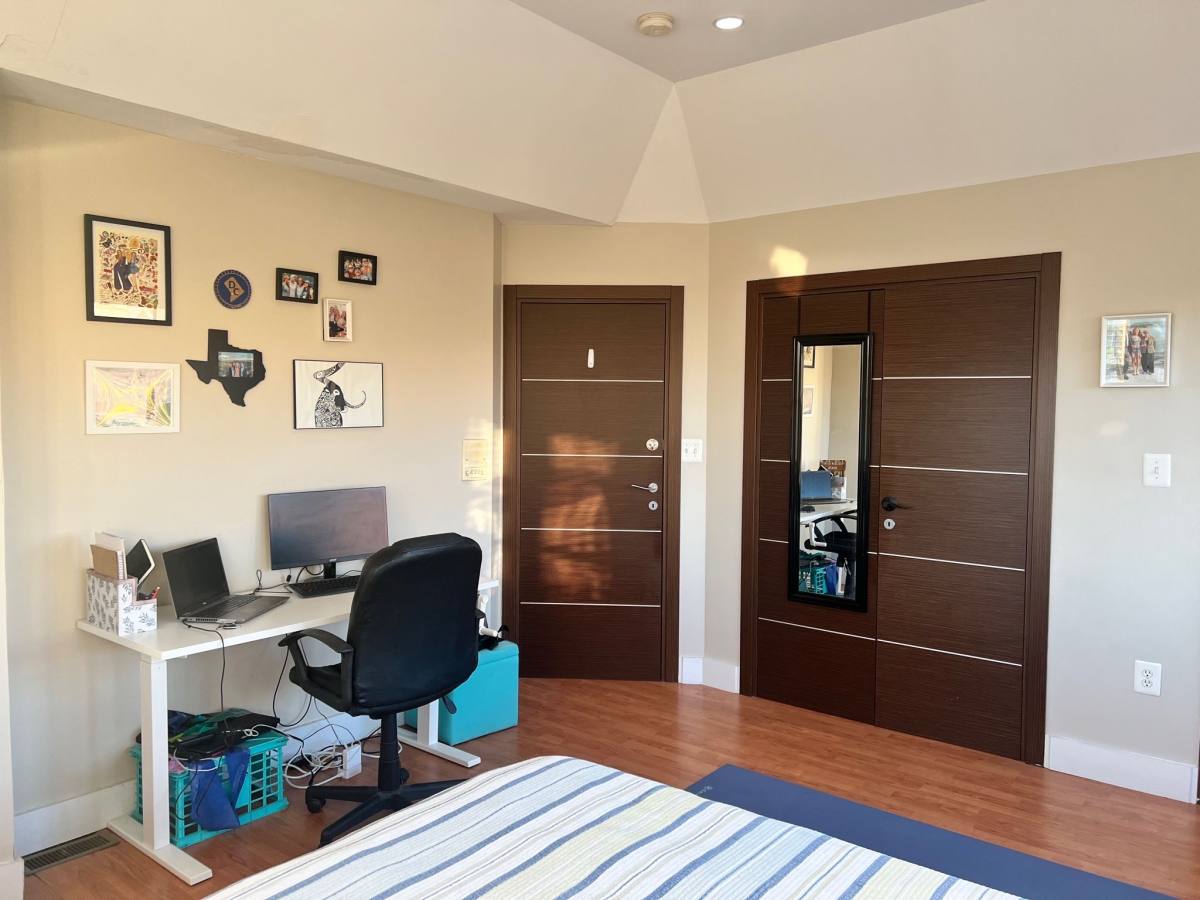 Apartment for rent at 1900 11th St NW #A, Washington, DC 20001