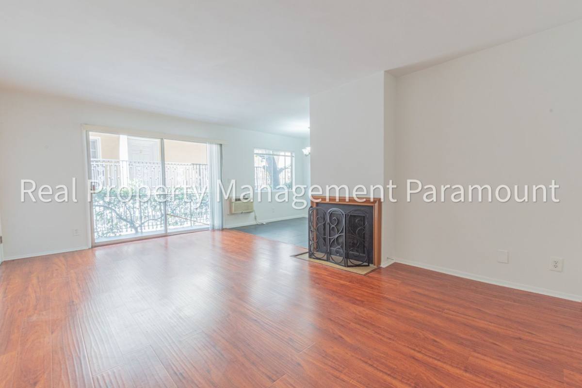 Apartment for rent at 1255 Granville Ave, Los Angeles, CA 90025
