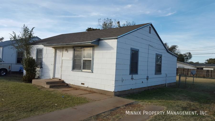 House for rent at 512 39th St, Lubbock, TX 79404