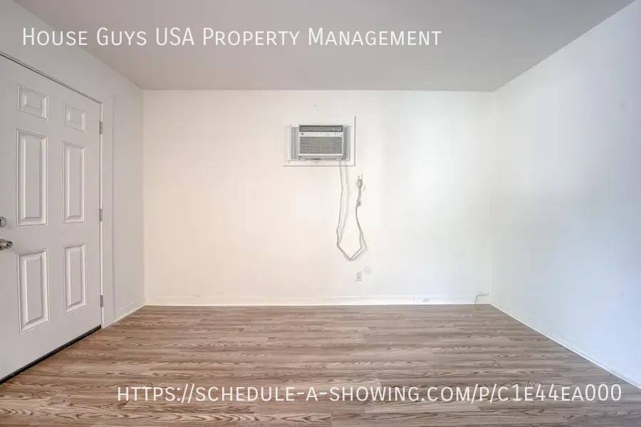 Apartment for rent at 15216 Bellaire Ave #C, Grandview, MO 64030