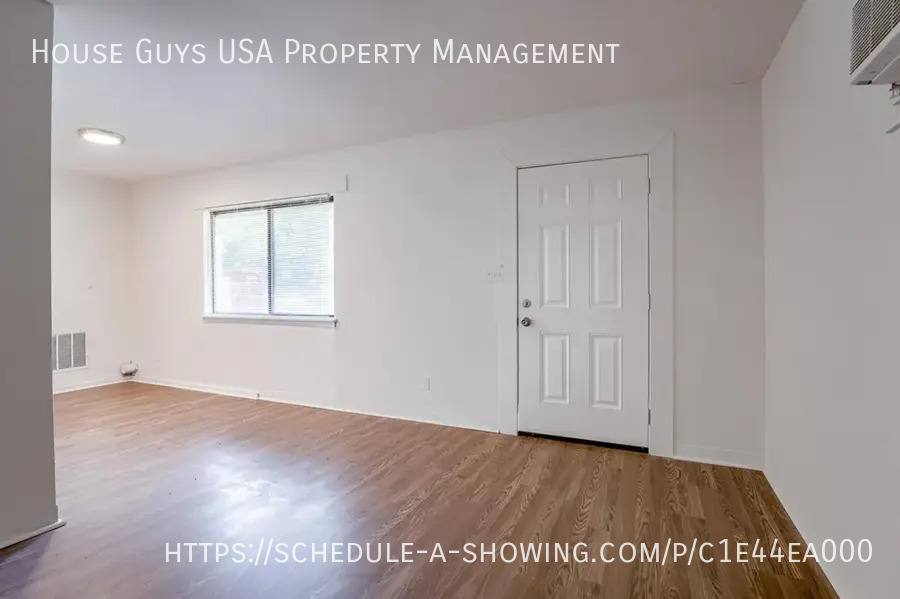 Apartment for rent at 15216 Bellaire Ave #C, Grandview, MO 64030