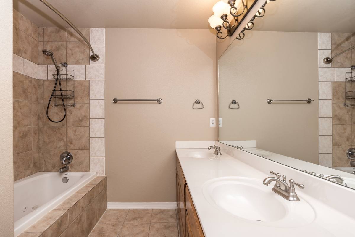 House for rent at 5 Wreston Lane, Bella Vista, AR 72715