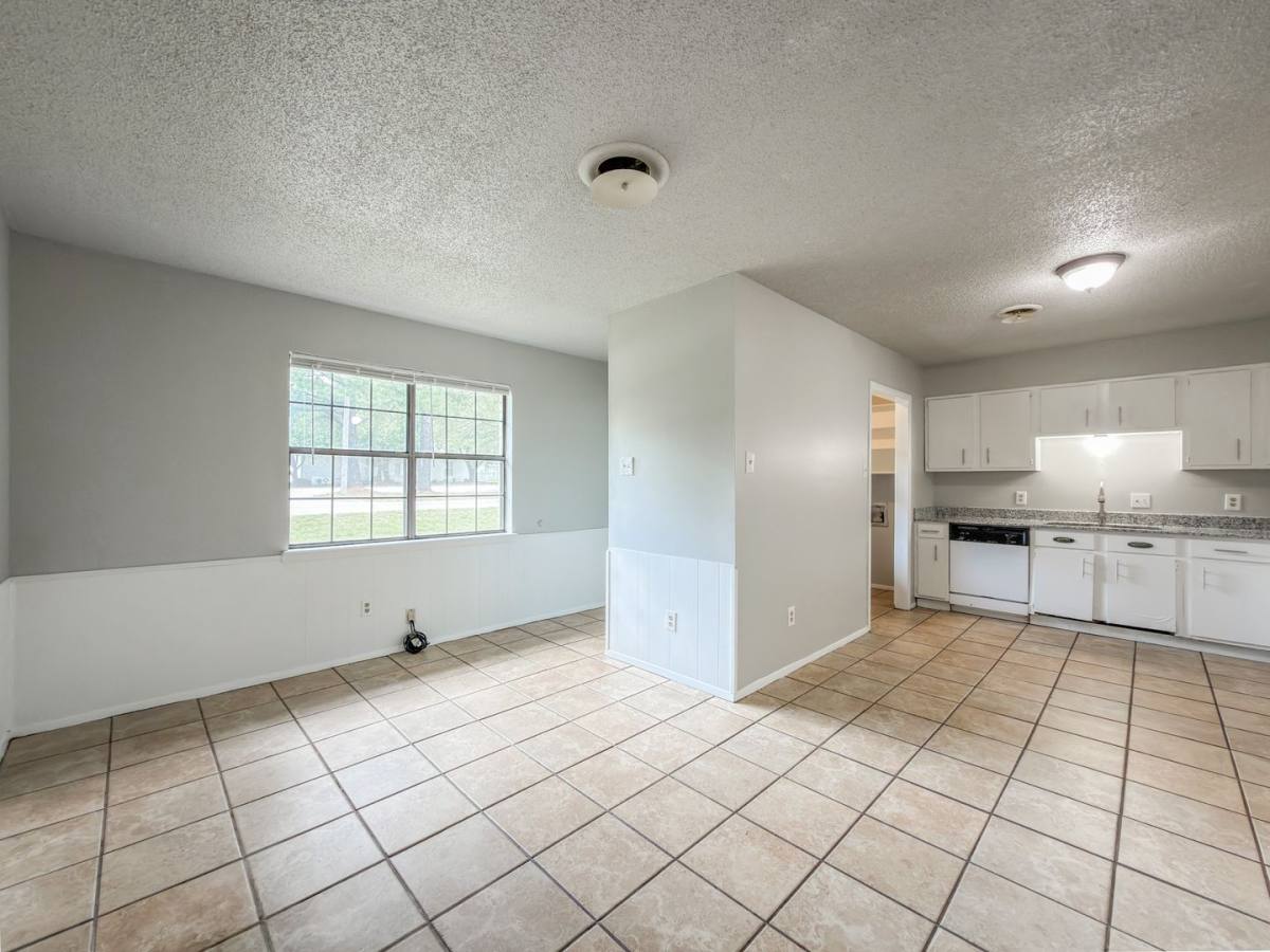 Apartment for rent at 2802 Grinnell Ave, Fort Smith, AR 72908