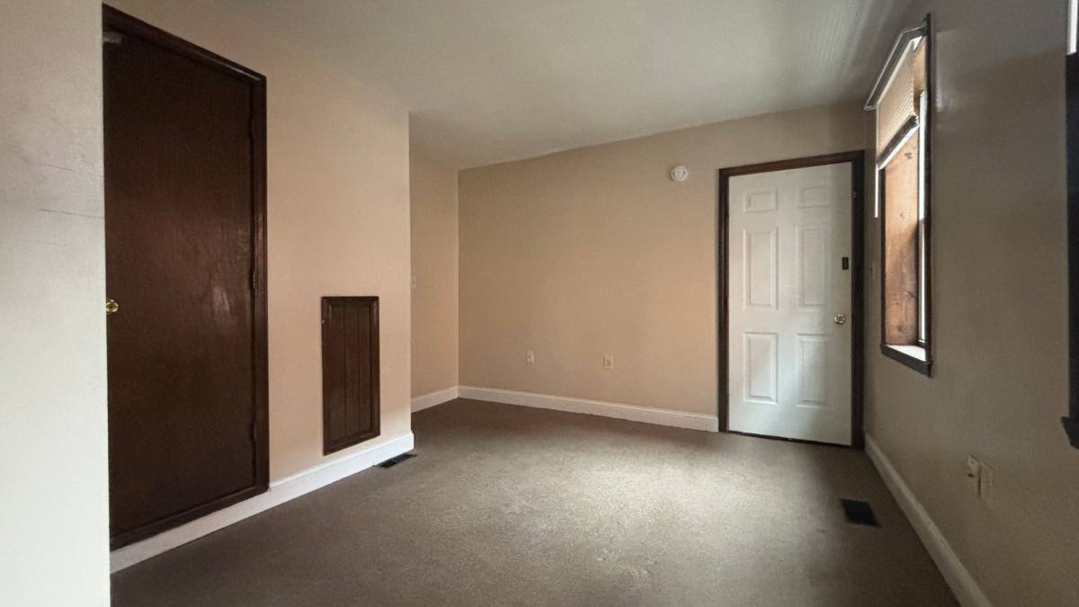 Apartment for rent at 33 School St, Chicopee, MA 01013